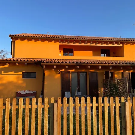 La Casetta Di Marzapane Casa-natura 아파트